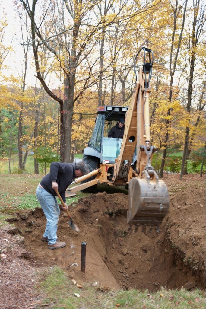 digging up site excavation service